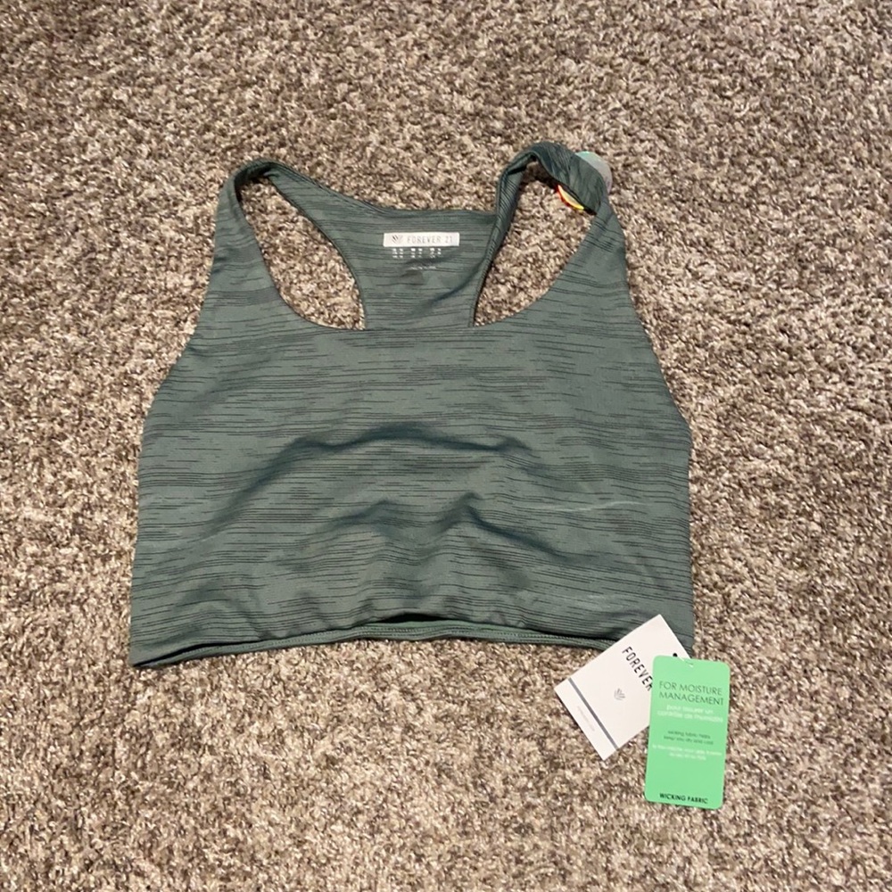 Forever 21 sports bra NWT
